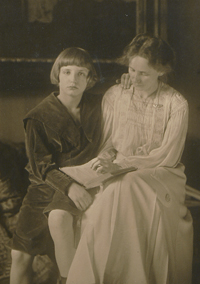 Marie Luise Gothein mit ihrem Sohn Percy (Kat.Nr. II.4g) 