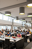 Studieren im Lesebereich